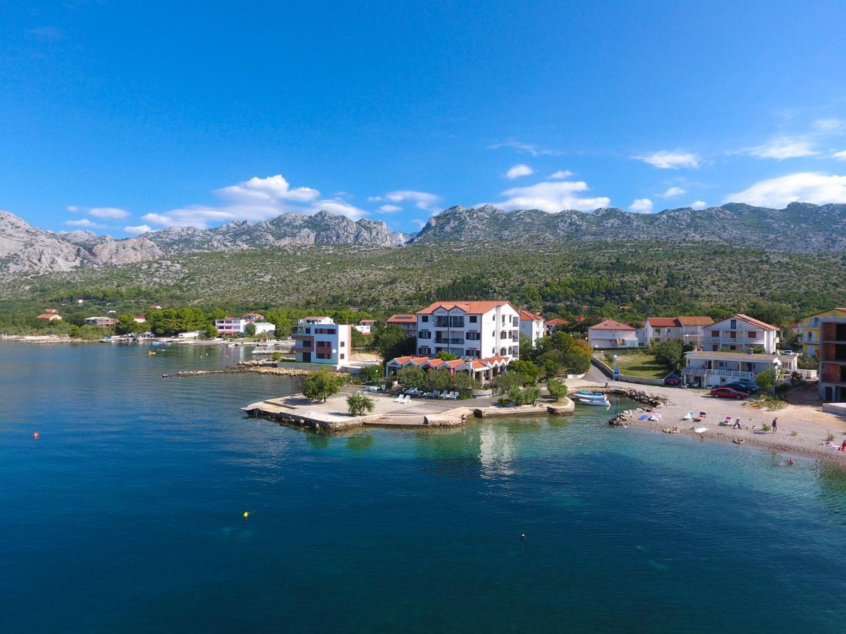 Bed and Breakfast Pansion Croatia Стариград-Пакленица Экстерьер фото