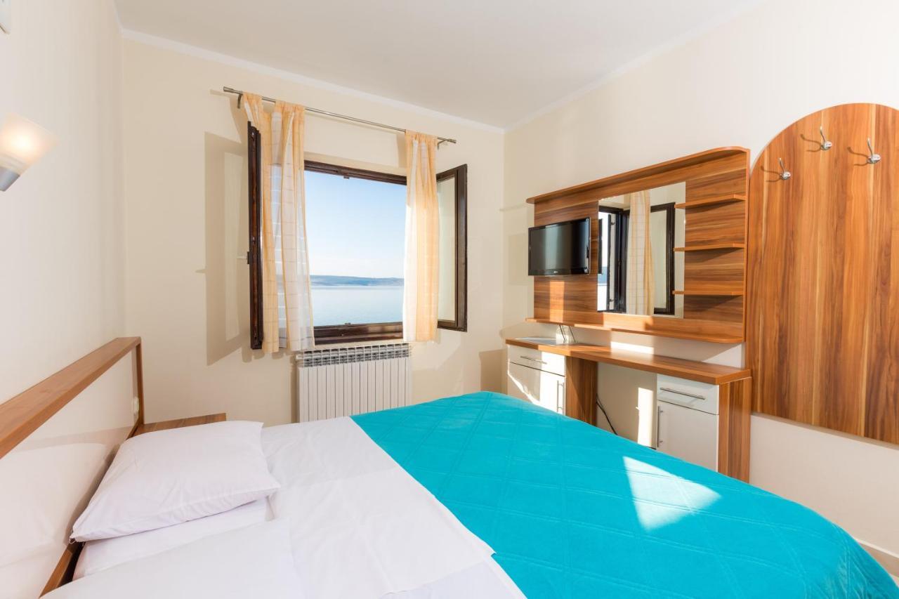 Bed and Breakfast Pansion Croatia Стариград-Пакленица Экстерьер фото